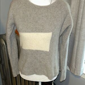 7Seasons 100%Cashmere Women's Gray and Cream Sweater